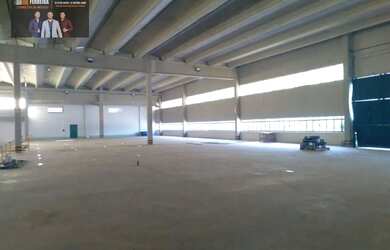 Imagem: O depósito possui 2.700m² de Área e está localizado em