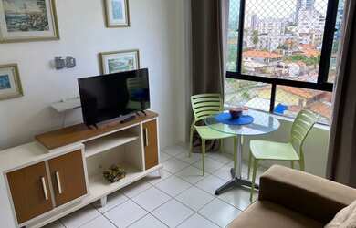 Imagem: O apartamento possui 1 Dormitório, 1 Banheiro, 1 Vaga na garagem