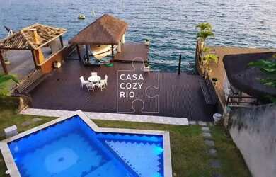 Imagem: A casa em condomínio possui 4 Dormitórios, 5 Banheiros, 1