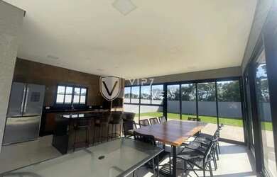 Imagem: A casa em condomínio possui 3 Dormitórios, 5 Banheiros, 5