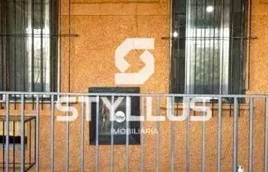 Imagem: A casa possui 4 Dormitórios, 3 Banheiros, 1 Vaga na garagem