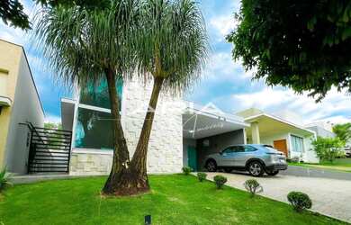 Imagem: A casa em condomínio possui 3 Dormitórios, 2 Banheiros, 2