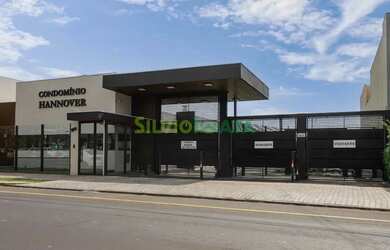 Imagem: A casa em condomínio possui 3 Dormitórios, 3 Banheiros, 2