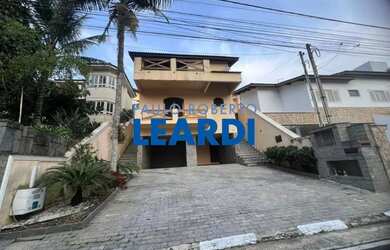 Imagem: CASA EM CONDOMÍNIO - CONDOMÍNIO ARUJAZINHO 4 - SP