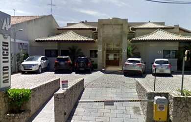 Imagem: O depósito possui 1 Vaga na garagem, 94m² de Área e está