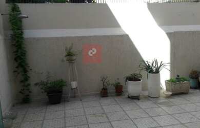 Imagem 12: Sobrado para venda possui 225 metros quadrados com 4 quartos em Jardim...