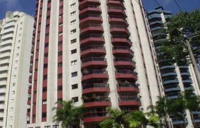 Imagem: O apartamento possui 4 Dormitórios, 5 Banheiros, 3 Vagas na