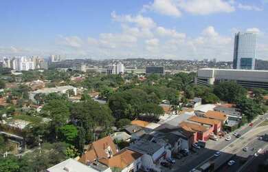 Imagem: O depósito possui 2 Vagas na garagem, 78m² de Área e está