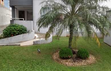 Imagem: O apartamento possui 3 Dormitórios, 1 Banheiro, 1 Vaga na garagem