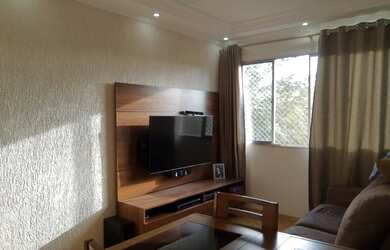 Imagem: O apartamento possui 3 Dormitórios, 1 Banheiro, 1 Vaga na garagem