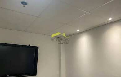 Imagem: O depósito para alugar possui 1 Vaga na garagem e 53m² de