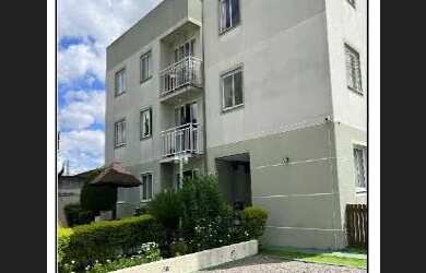 Imagem: O apartamento possui 3 Dormitórios, 1 Banheiro, 1 Vaga na garagem