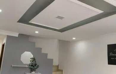 Imagem: A casa possui 2 Dormitórios, 2 Banheiros e 1 Vaga na garagem