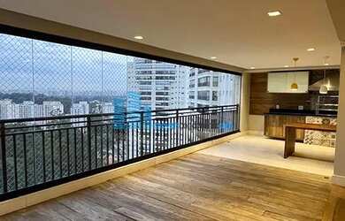 Imagem: O apartamento possui 4 Dormitórios, 5 Banheiros, 4 Vagas na