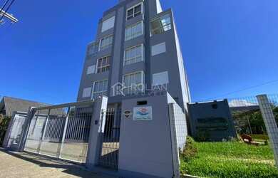 Imagem: O apartamento possui 3 Dormitórios, 1 Banheiro, 1 Vaga na garagem