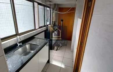 Imagem 15: ALUGUEL JARDIM DAS UBAIAS l 220m² l R$ 8.500 (TAXAS INCLUSAS) l BAIRRO C em Casa Forte - R