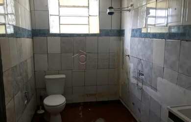 Imagem 6: Casa Padrão em Jundiaí. Varanda, 40m² de Área, 1 Banheiroe1 Dormitório