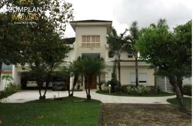 Imagem: A casa em condomínio possui 5 Dormitórios, 5 Banheiros, 5