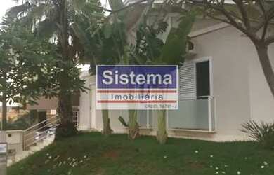 Imagem: A casa em condomínio possui 5 Dormitórios, 5 Banheiros, 2