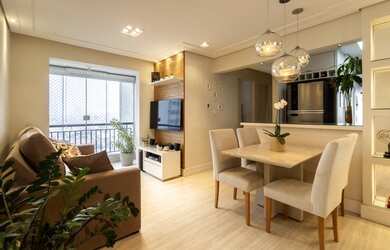 Imagem: O apartamento possui 2 Dormitórios, 1 Banheiro, 1 Vaga na garagem