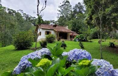 Imagem: A chácara possui 9.700m² de Área e está localizado em Visconde