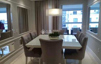 Imagem: O apartamento possui 3 Dormitórios, 5 Banheiros, 3 Vagas na