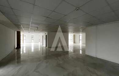 Imagem 11: Imóvel comercial, sala ampla, localizado no bairro América em Joinville,...