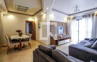 Imagem: O apartamento possui 3 Dormitórios, 2 Banheiros, 3 Vagas na