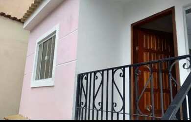 Imagem 3: ALUGA-SE CASA EM BENFICA. 1 Vaga na garageme2 Dormitórios