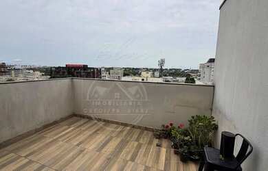 Imagem 9: Exclusivo Duplex no Alto da Rua XV Terraço com Infra para Jacuzzi
