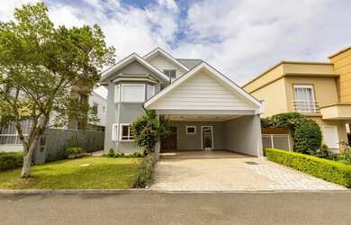 Imagem: A casa em condomínio possui 3 Dormitórios, 5 Banheiros, 2