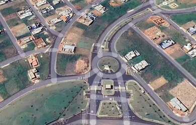 Imagem: O terreno possui 200m² de Área e está localizado em Maisparque