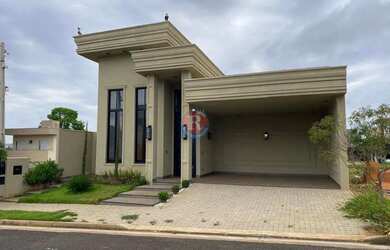 Imagem: A casa em condomínio possui 3 Dormitórios, 4 Banheiros, 4