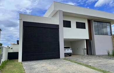 Imagem 1: Casa à venda no Condomínio Riviera de Santa Cristina XIII , setor marina, Paranapanema, SP