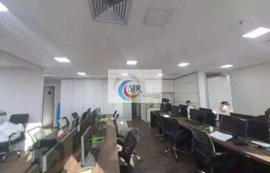 Imagem: O depósito possui 5 Vagas na garagem, 363m² de Área e está