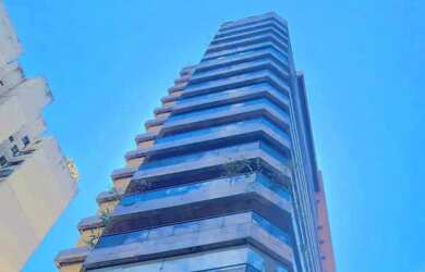 Imagem: O apartamento possui 3 Dormitórios, 5 Banheiros, 3 Vagas na