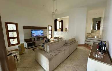 Imagem: A casa em condomínio possui 3 Dormitórios, 5 Banheiros, 2