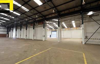 Imagem 5: GALPÃO DE ÁREA TOTAL 12.073,67 COM CABINE PRIMÁRIA 750va NO DISTRITO...