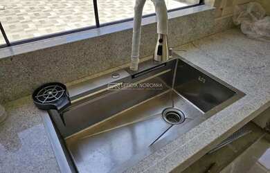 Imagem 7: Casa à Venda. Varanda, Imóvel novo, 102m² de Áreae2 Vagas na garagem