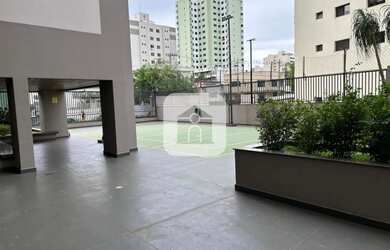 Imagem: O apartamento possui 3 Dormitórios, 1 Banheiro, 2 Vagas na