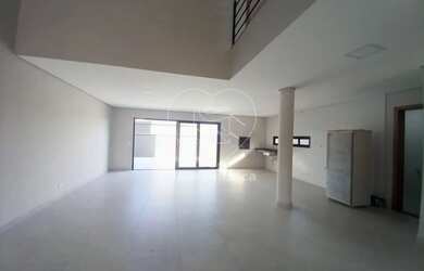 Imagem 7: Casa para alugar no Condomínio Araçari com 3 Suítes na região Leste...