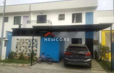 Imagem: Casa de condomínio em Rua das Morangueiras - Jardim Petrópolis