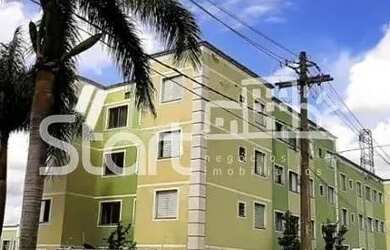 Imagem: O apartamento possui 2 Dormitórios, 1 Banheiro, 1 Vaga na garagem