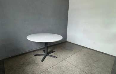 Imagem 9: Salão no piso superior para locação no Jardim Maringá!