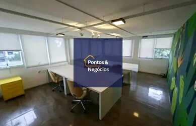 Imagem: O depósito possui 5 Vagas na garagem e 639m² de Área e está