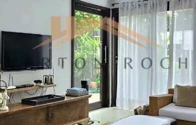 Imagem: A casa em condomínio à venda possui 4 Dormitórios, 4 Banheiros