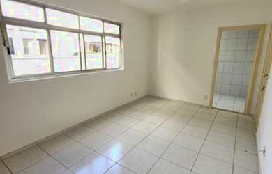 Imagem: O apartamento possui 1 Dormitório, 1 Banheiro, 32m² de Área