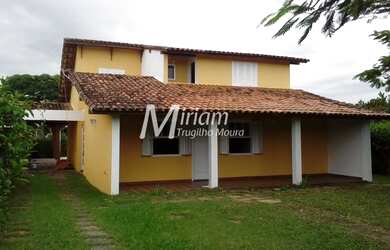 Imagem: A casa em condomínio possui 4 Dormitórios, 3 Banheiros, 1