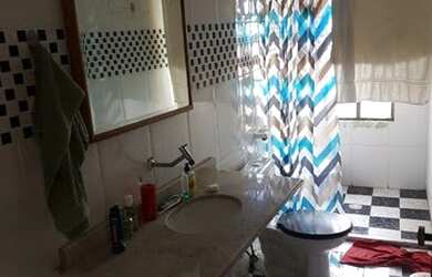 Imagem: A casa possui 3 Dormitórios, 4 Banheiros, 4 Vagas na garagem