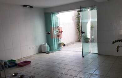 Imagem 11: Sobrado para venda possui 225 metros quadrados com 4 quartos em Jardim...